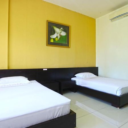 Prima Inn Kuta Lombok Esterno foto