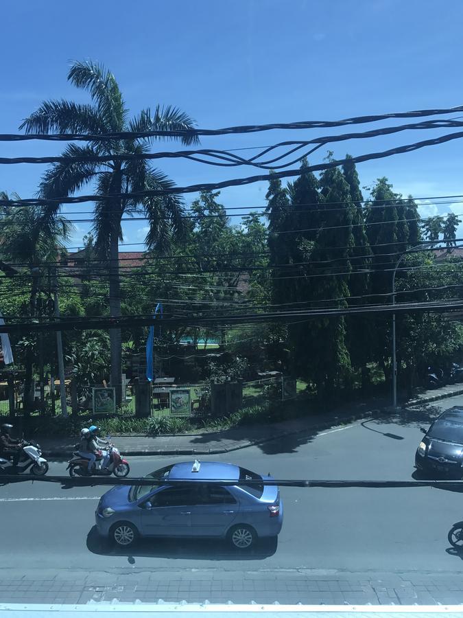 Prima Inn Kuta Lombok Esterno foto