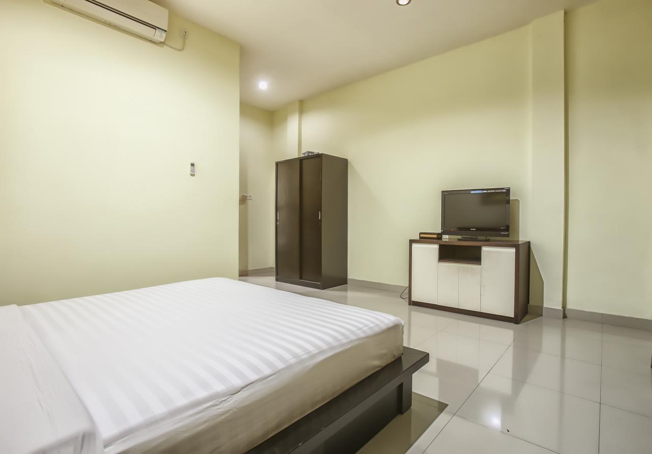 Prima Inn Kuta Lombok Esterno foto
