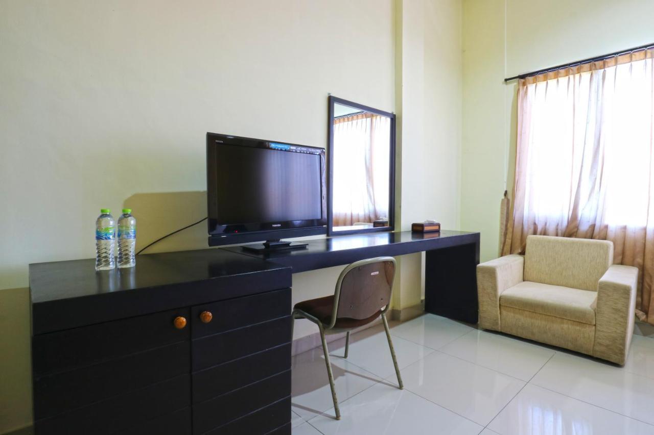 Prima Inn Kuta Lombok Esterno foto