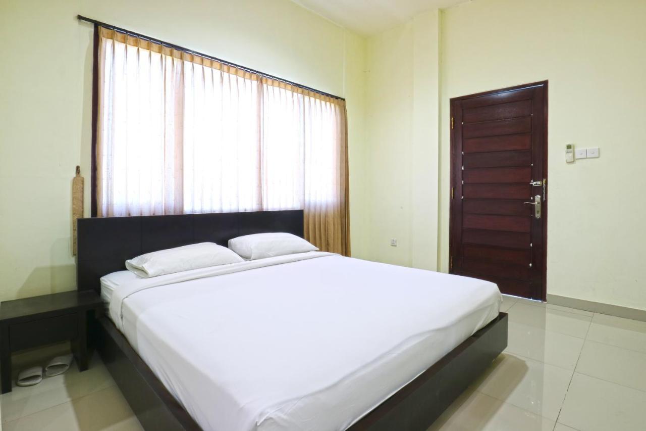 Prima Inn Kuta Lombok Esterno foto